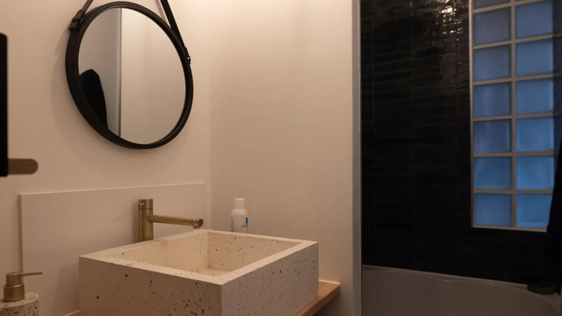 Apartamento Cozy 50 M Haven Of Peace Near Montmartre París